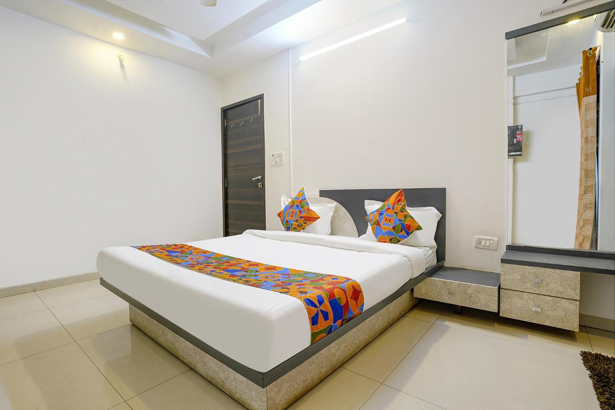 Fabhotel Shree Balaji Apartment Mira-Bhayandar Экстерьер фото
